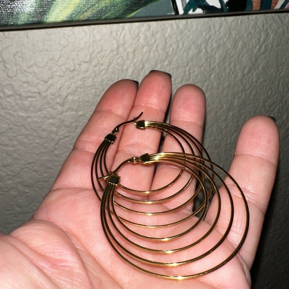 Gold statement hoops great for everyday wear sensitive ears safe - Picture 3 of 4